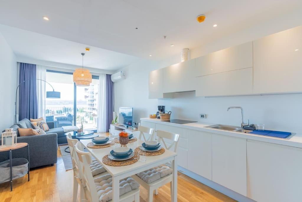 Golden Stones House Sea And Lake View Istanbul Luaran gambar