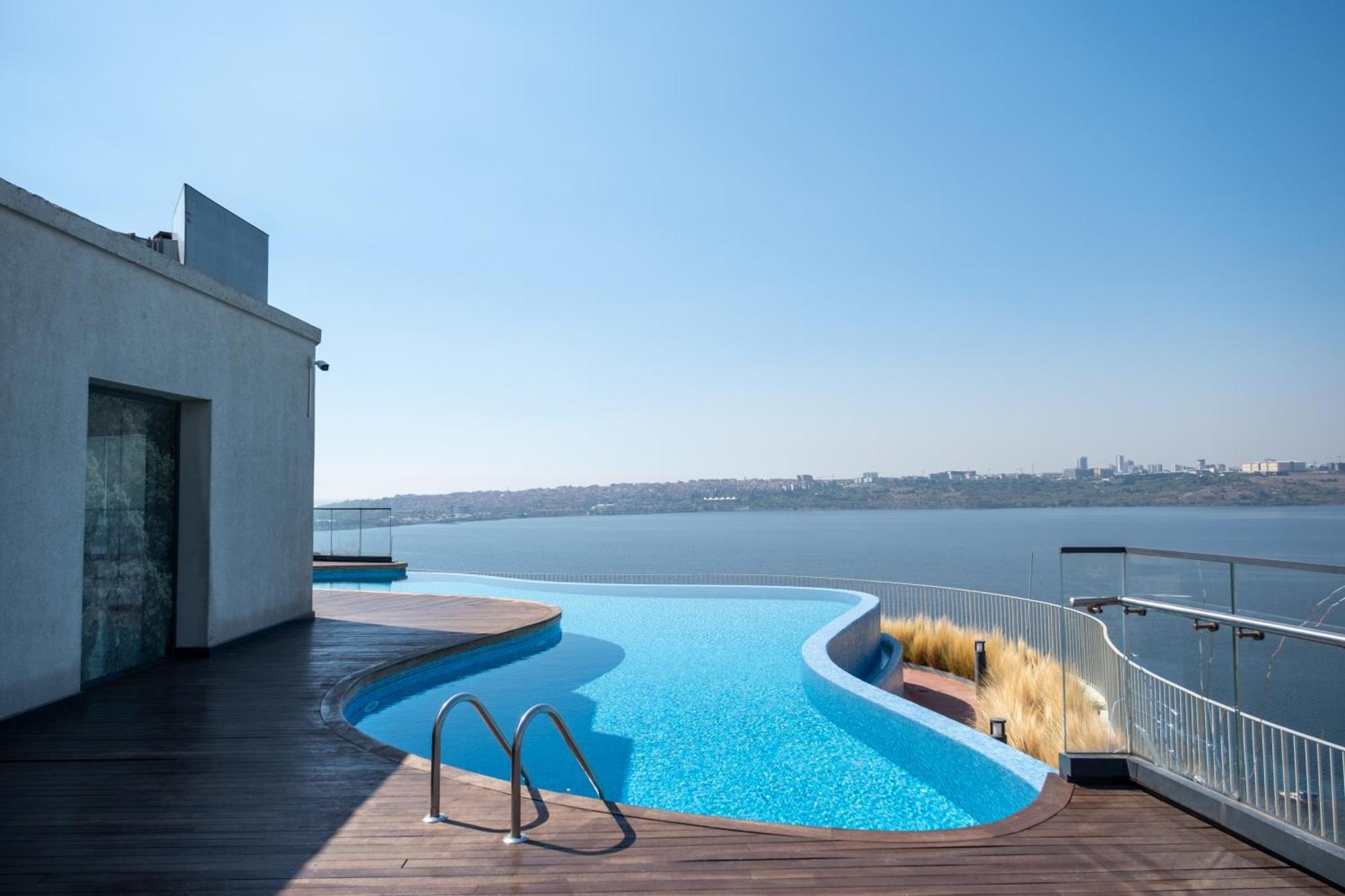 Golden Stones House Sea And Lake View Istanbul Luaran gambar